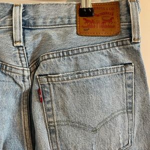 Levis Button Fly 501’s Jeans